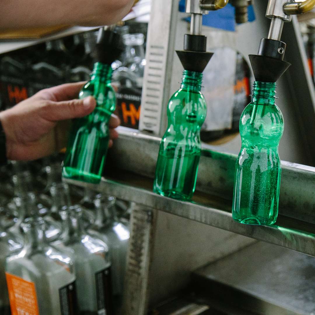 SixBLabels_HM_Sanitizer_April2020_web-0037_bottling_PhotosbyLaurenMcClure